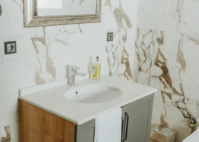 Golyaka Stone Garden 호텔 *